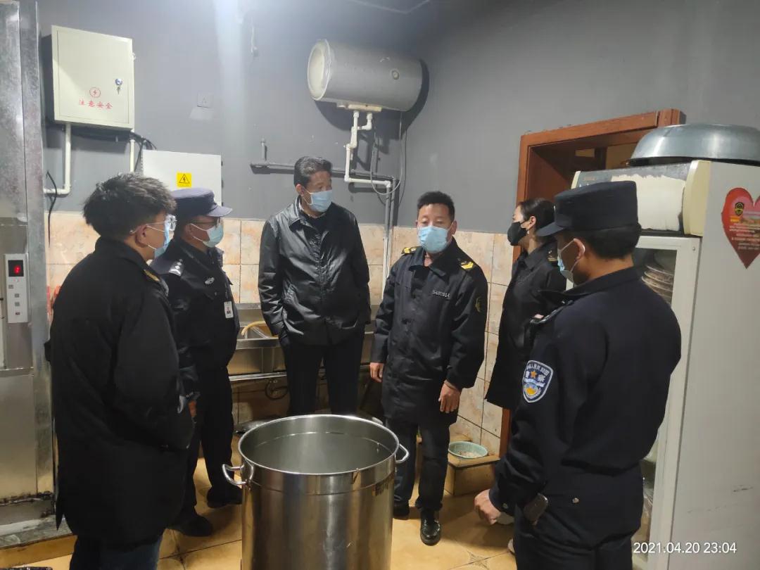 西藏火鍋店2家營業(yè)執(zhí)照被吊銷、2家立案調(diào)查、5家停業(yè)整頓